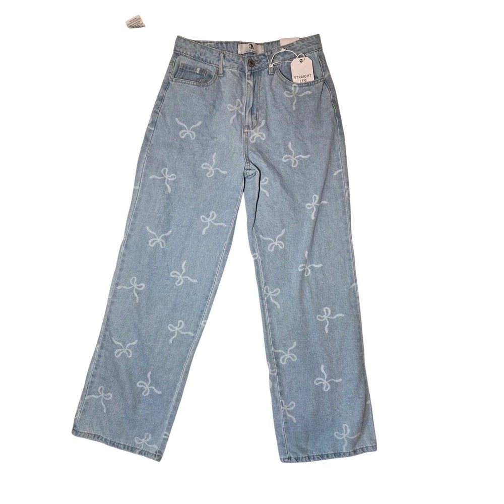 Allover Bow Print Light Wash High Rise Straight Jeans 9/29 Gogo Flying Angel NWT